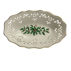 Vintage Lenox Holiday 7 5/8” Oval Pierced Candy Server Dish Scalloped Gold Trim